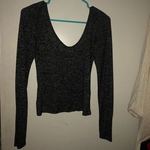 grey crop top (hollister)